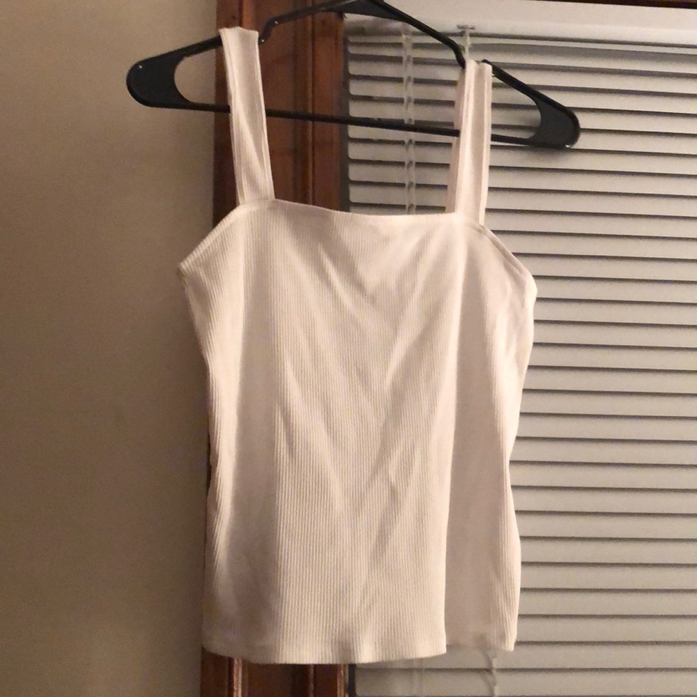 Express square neck tank!